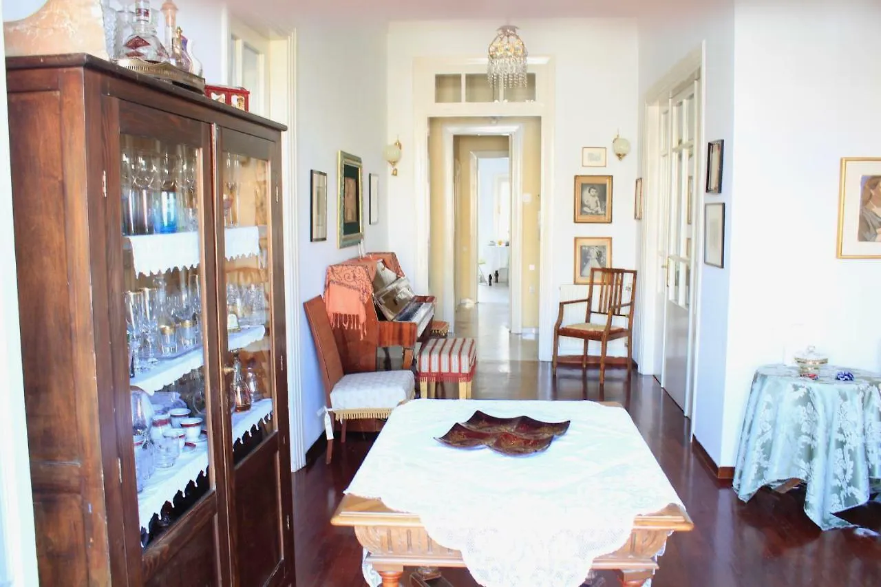 City Center Landmark House 테살로니키